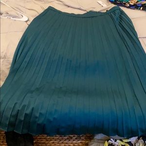 Deep Green Pleated Silk Skirt